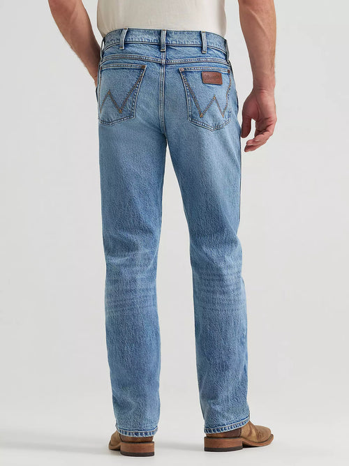 MEN'S WRANGLER RETRO SLIM FIT STRAIGHT LEG JEAN
